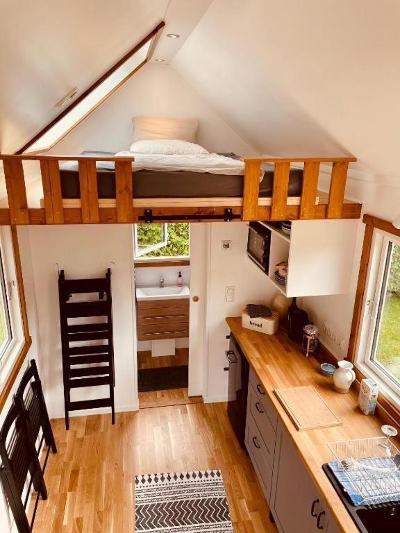Tiny House Fleesensee Mit Eigenem Garten Und Nur Wenige Meter Vom Seeufer Goehren-Lebbin Ngoại thất bức ảnh