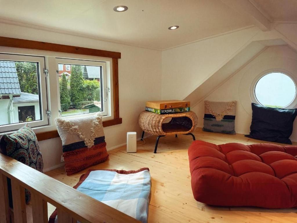 Tiny House Fleesensee Mit Eigenem Garten Und Nur Wenige Meter Vom Seeufer Goehren-Lebbin Ngoại thất bức ảnh