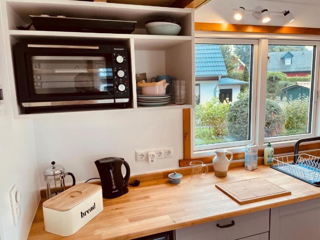 Tiny House Fleesensee Mit Eigenem Garten Und Nur Wenige Meter Vom Seeufer Goehren-Lebbin Ngoại thất bức ảnh